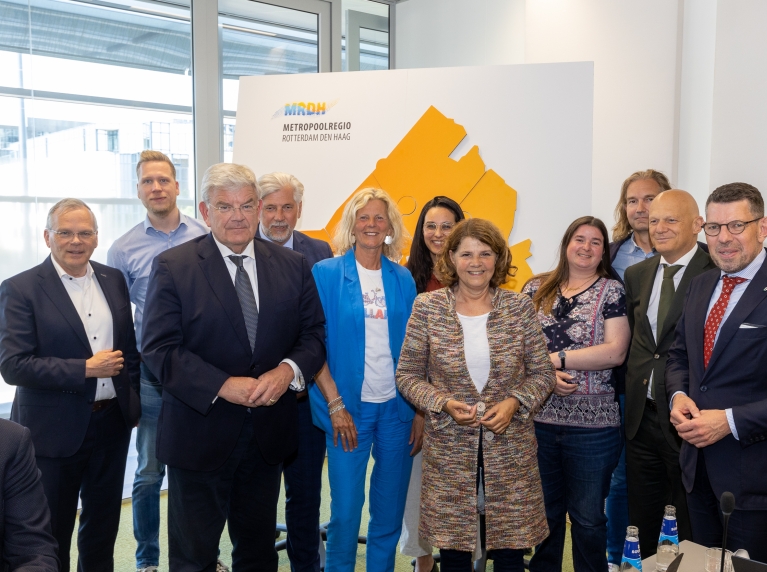 Burgemeesters en en inwoners van de Metropoolregio vierden gezamenlijk de totstandkoming van de Strategische Agenda van de MRDH